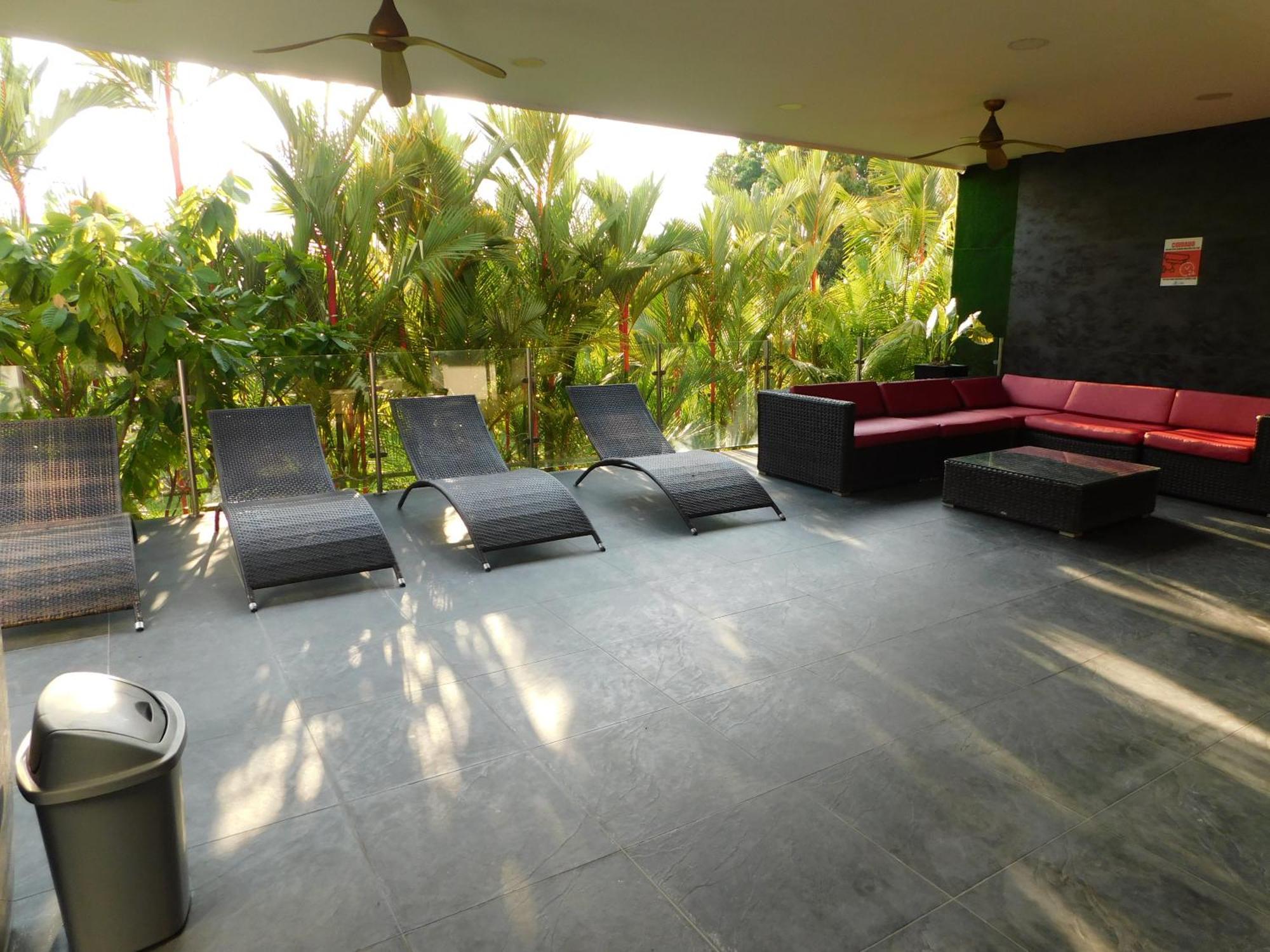Sunset 205, Sleeps Six, Next Door To The Pool, 100M To The Beach! Хако Екстер'єр фото